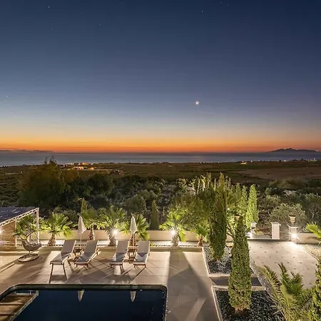 Villa Salfreda In Pool Place *